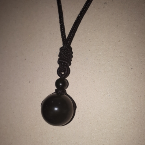 Colgante de Obsidiana